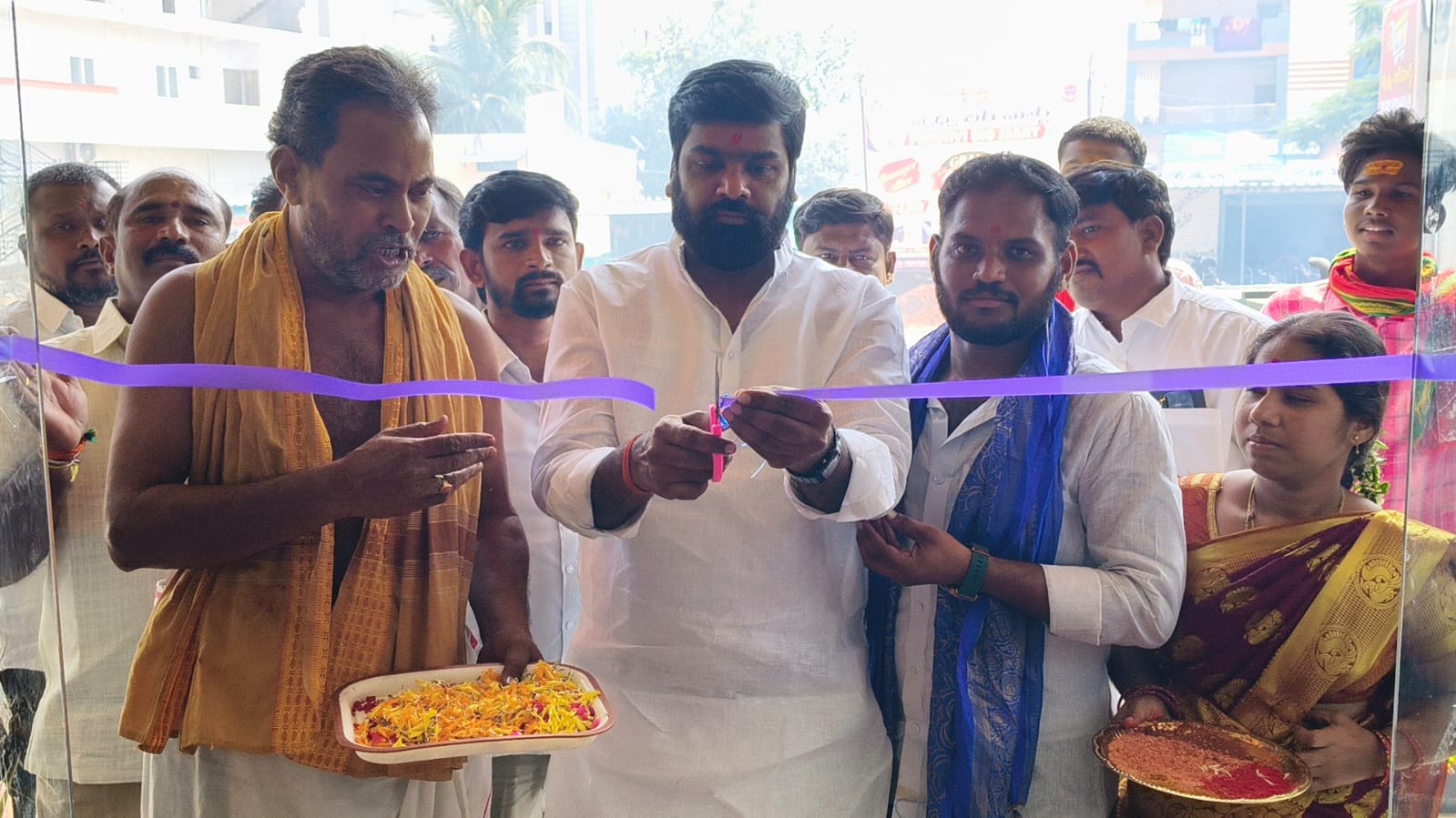 Prithvi Big Mart Inauguration by Gongalla Ranjith Kumar