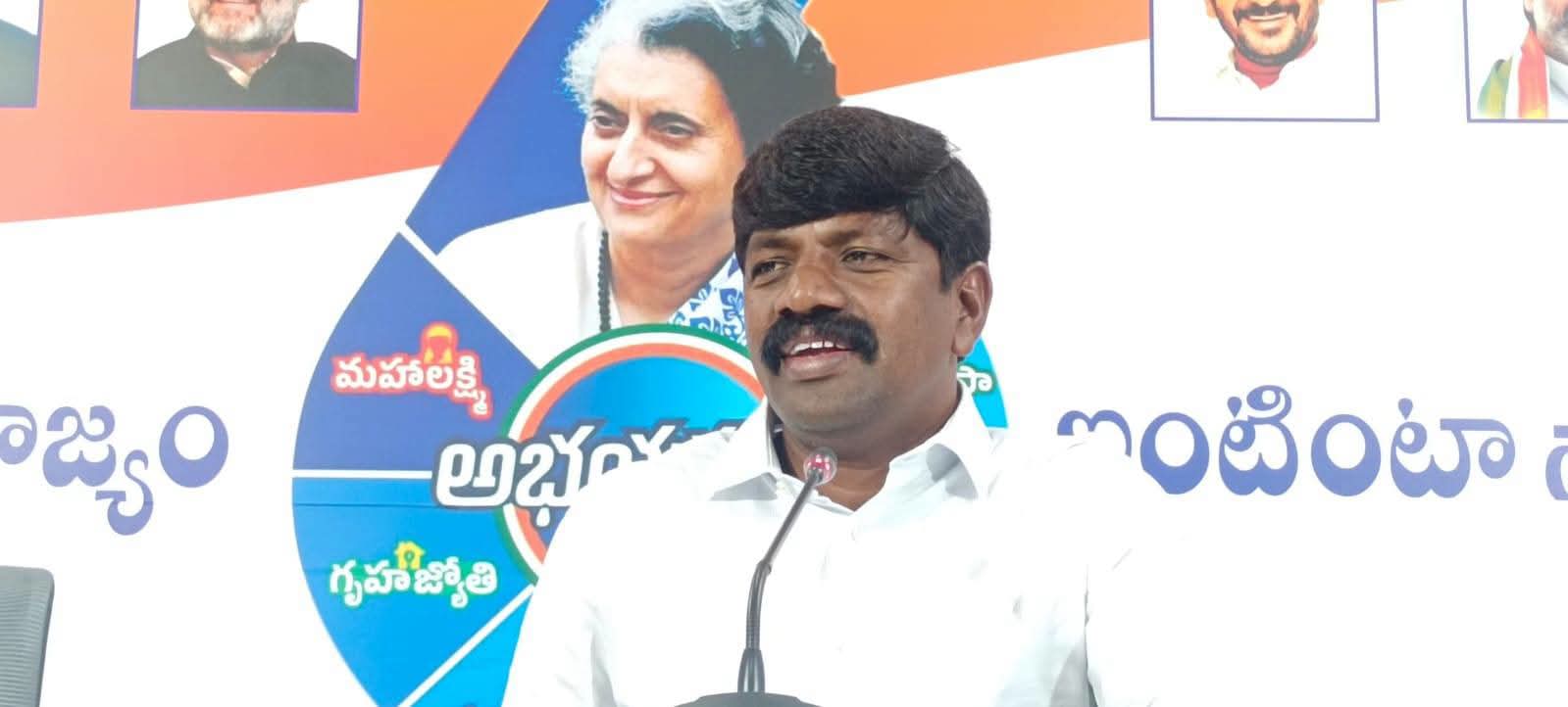 Government Whip Vemula Veeresham Responds to KTR's Comments